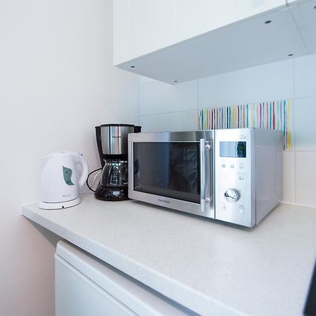 Modern Apartment Spanelska Прага Экстерьер фото